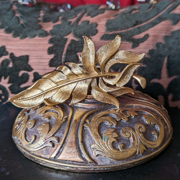 XL💯OSCAR DE LA RENTA INTRICATE GOLDTONE BROOCH - Picture 5 of 10